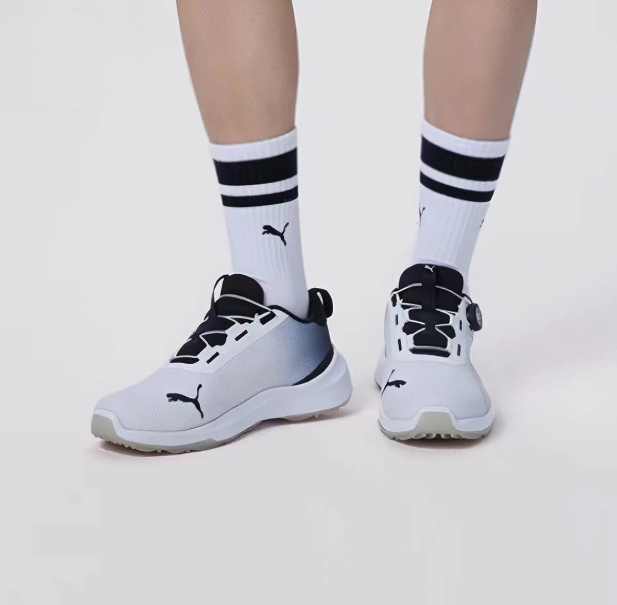 PUMA メンズ DISC スパイクレス 軽量ゴルフシューズの商品画像