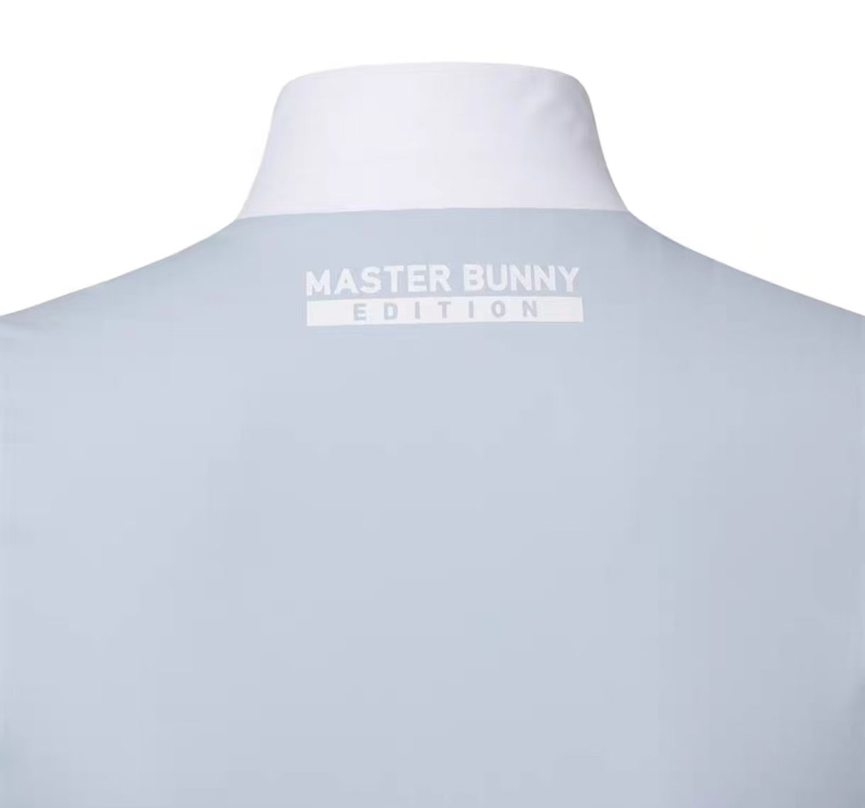 Master Bunny Edition レディース スタンドカラー ゴルフシャツ（ブルー）の商品画像