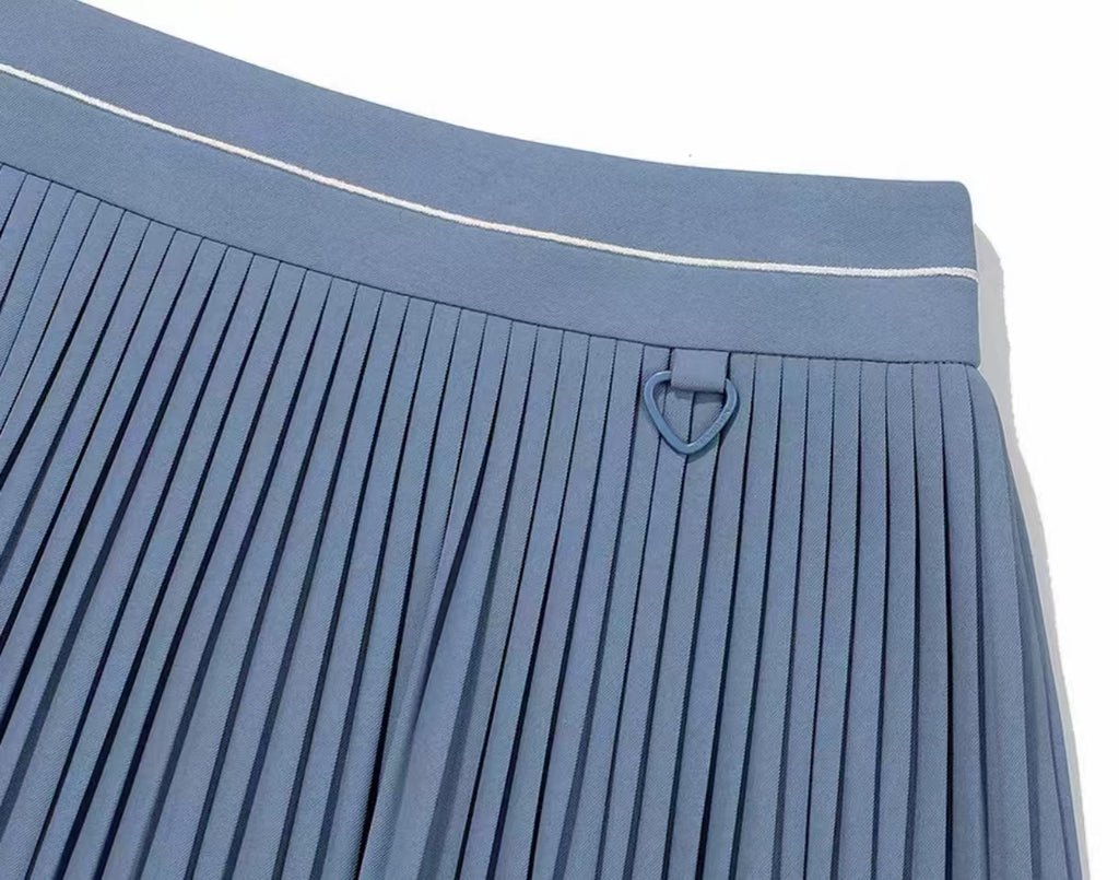 Blue Malbon skort waistband logo close-up