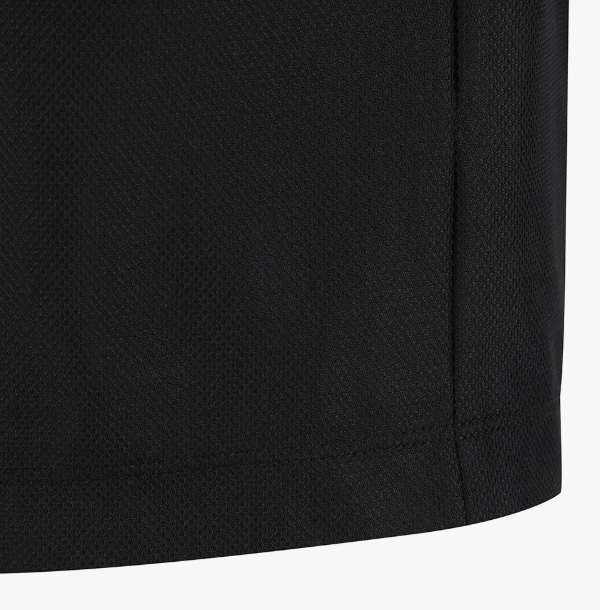 Malbon クーリング パフォーマンスTシャツ ブラック 生地ディテール