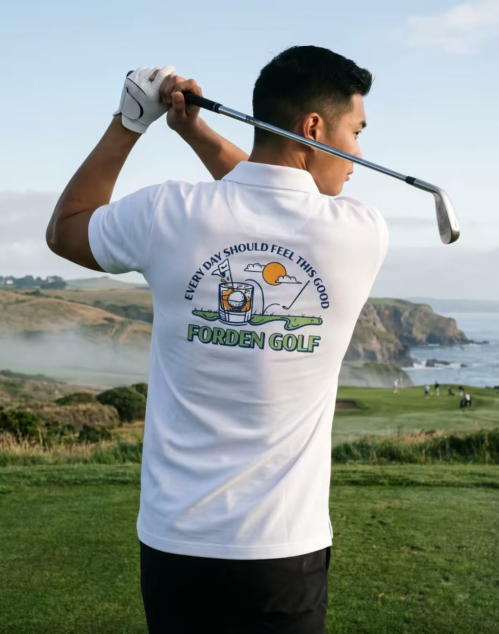 Forden Golf メンズ ホワイト リラックス グラフィックポロシャツ（ホワイト）の商品画像