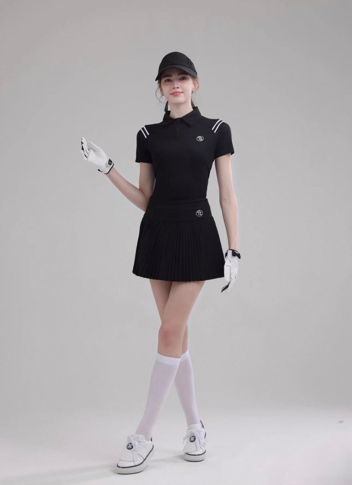 Women’s Quick-Dry Stretch Golf Tennis Shirt Skirt Set in Black - product view